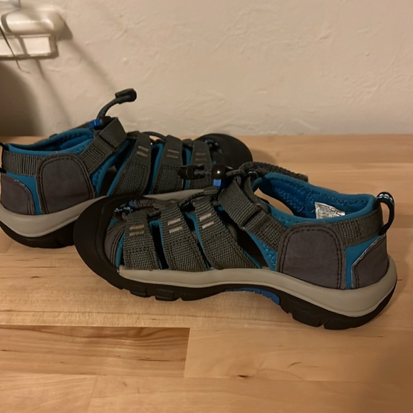 Keen Kids Sandals - Picture 4 of 8